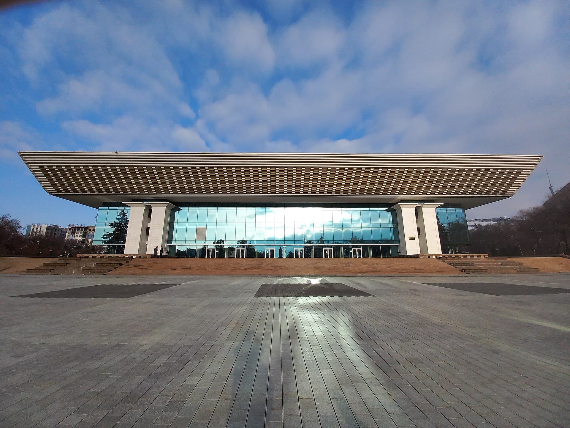 Дворец Республики